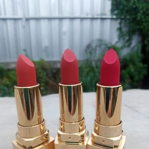 3 lipstik maybeline / Revlon . COD
