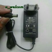 adaptor charger monitor lg 19v 0.84a 1.3a 1.7a