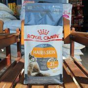 Royal Canin Hair and Skin 2kg - Makanan Kucing RC Hair n Skin - Cat Food Penumbuh Bulu