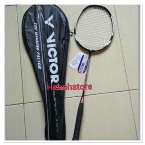 Raket badminton victor senar plus tas dan grip (Kode 008))