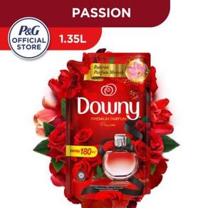 Downy Pewangi & Pelembut Pakaian Passion 1,35L X4 - Free Hadiah