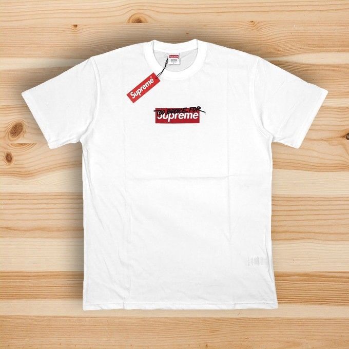 Pilihan supreme stack logo tee | 85,000 