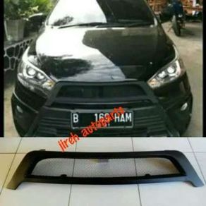 Grill all new yaris
