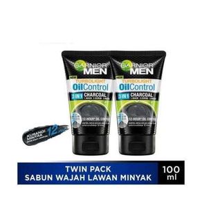 Paket Garnier Men 3 in 1 Charcoal Facial Foam - Twin Pack 100ml