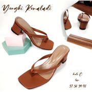 sandal heels Yongki Komaladi