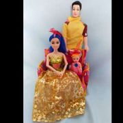 Mainan anak boneka Barbie family (bapak ibu dan anak)