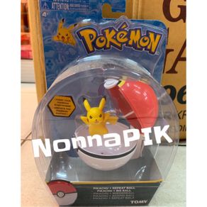 Pokemon Clip n Carry Pokeball Pikachu with Pokeball Figure TOMY