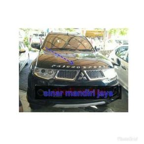 Emblem-Kap Mesin Pajero Sport
