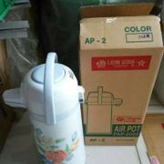 KHUSUS GOJEK Termos air panas pencet 2 liter PAP2000 merk Lion Star