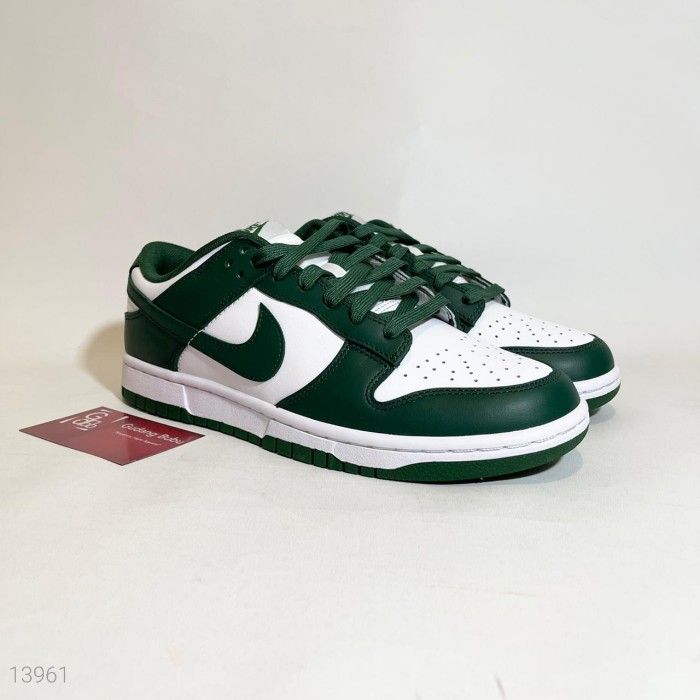 nike dunk low michigan green