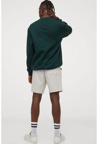 Pilihan regular fit sweatshirt shorts 