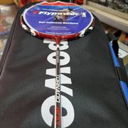 Raket Badminton Flypower Tornado 800 Original Bonus Tas dan Kaos