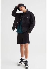 Pilihan regular fit sweatshirt shorts 