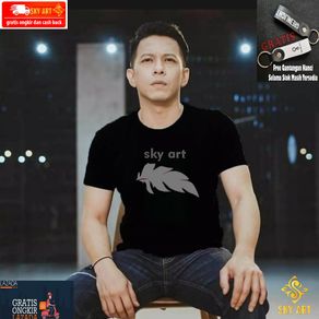 kaos distro greenlight  tangan pendek pria dewasa bahan katun dingin adem / kaos pria distro murah