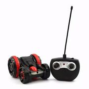 mainan mobil remote control flip stunt car free baterai mobil rc - merah