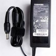adaptor charger original toshiba satellite c640 c645 19v-3.42a 65w
