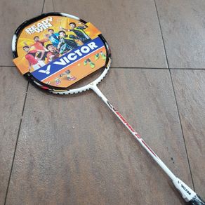 raket badminton victor arrow power 80