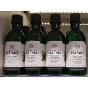 The Body Shop TEA TREE Skin Clearing Facial Wash 250ml
