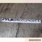 emblem kap mesin/hood emblem tulisan PAJERO SPORT warna chrome