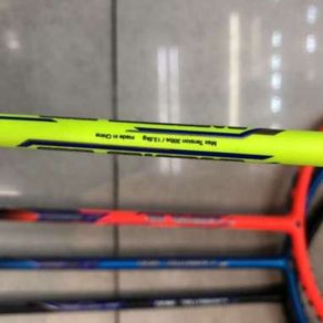 raket badminton CARLTON