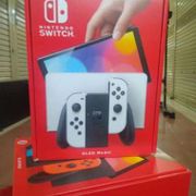 Nintendo Switch Oled White / Region Asia