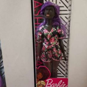 boneka barbie fashionistas hitam