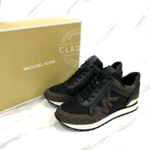 MICHAEL KORS Maddy Trainer in Signature Brown / Black