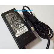 CHARGER ADAPTOR LAPTOP TOSHIBA 19V 3.42A 5.5X2.5 + KABEL POWER