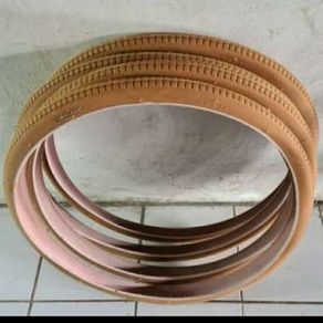 Ban Luar 28 x 1 1/2 Swallow
