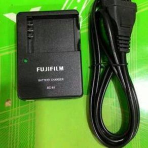 Charger Fujifilm BC-85/BC85 For Baterai NP-85 for Fuji Finepix SL240 SL260 SL280 SL300 SL305 SL1000
