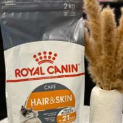 Royal Canin Hair And Skin / Royal Canin Hair And Skin 33 - 2Kg