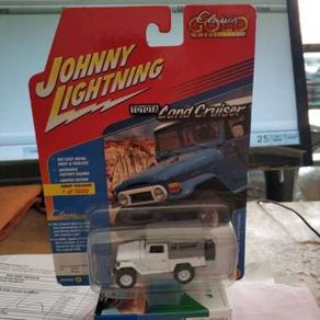 Johnny Lightning Toyota land cruiser