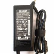 adaptor/charger laptop toshiba 19v 3.42a original - +kabel power